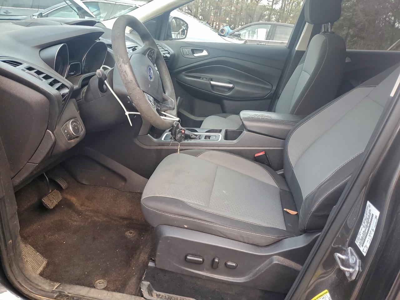 Lot #3305452062 2017 FORD ESCAPE SE