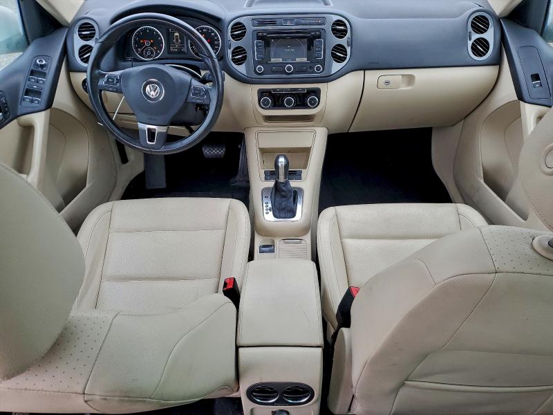 2012 VOLKSWAGEN TIGUAN S #3310438319