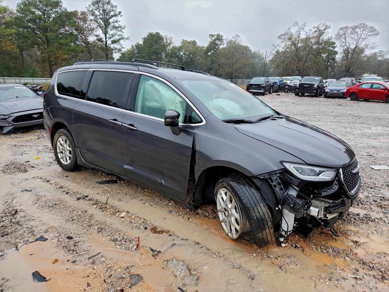 CHRYSLER PACIFICA TOURING L