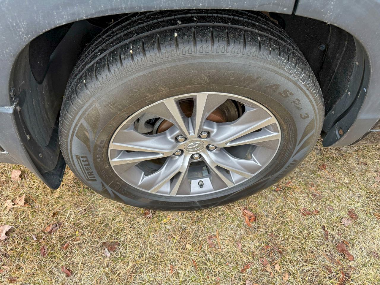 TOYOTA HIGHLANDER LE