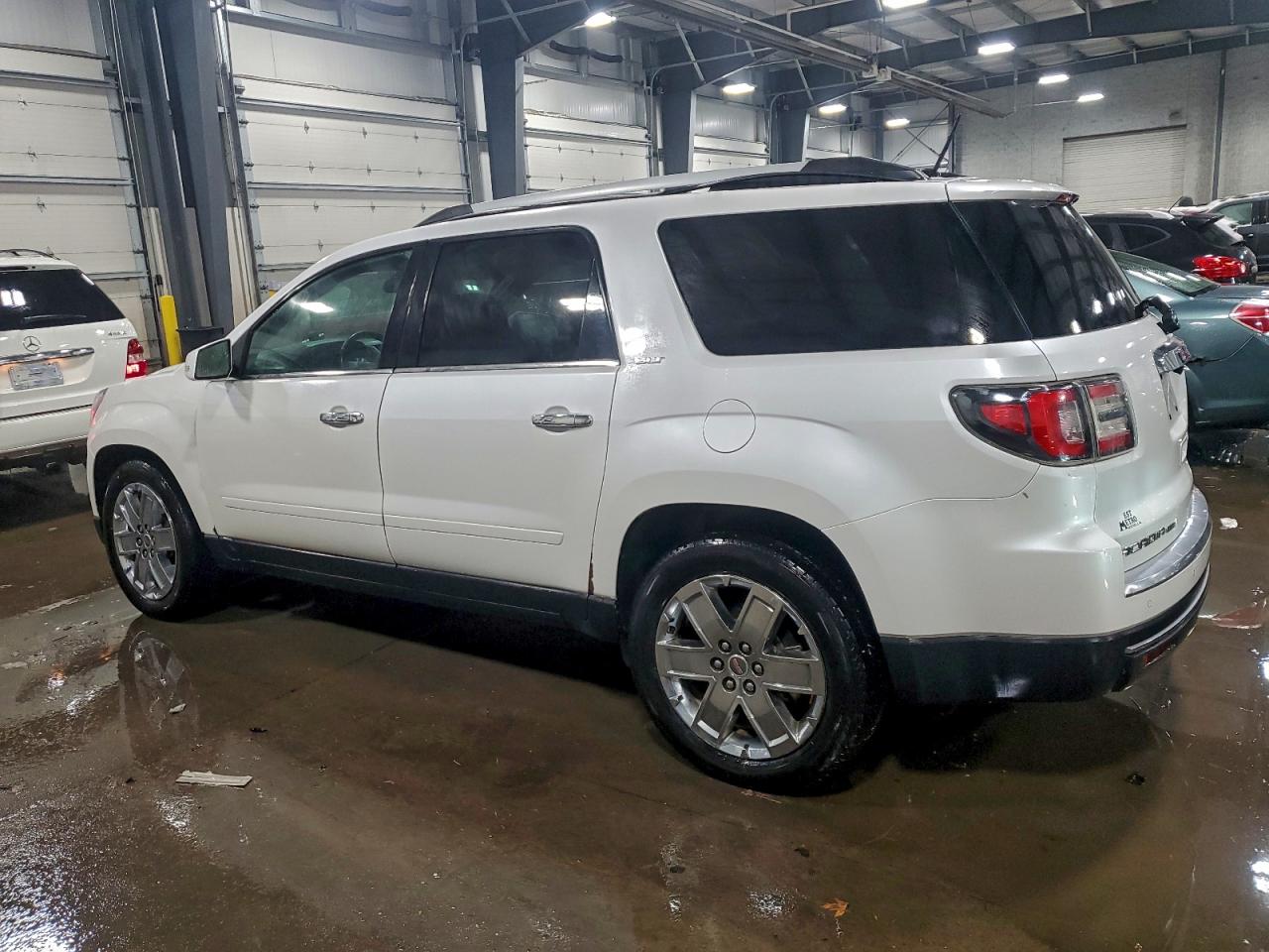 GMC ACADIA SLT-2