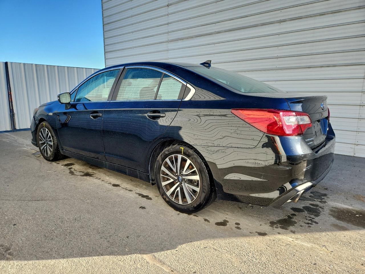 Lot #3311491240 2019 SUBARU LEGACY 2.5