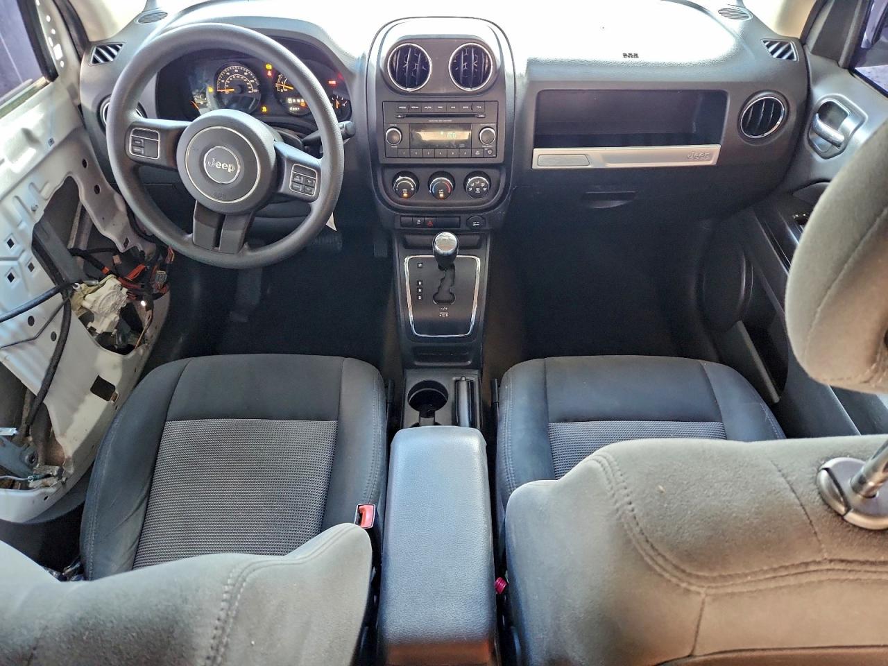 Lot #3315976104 2014 JEEP COMPASS SP