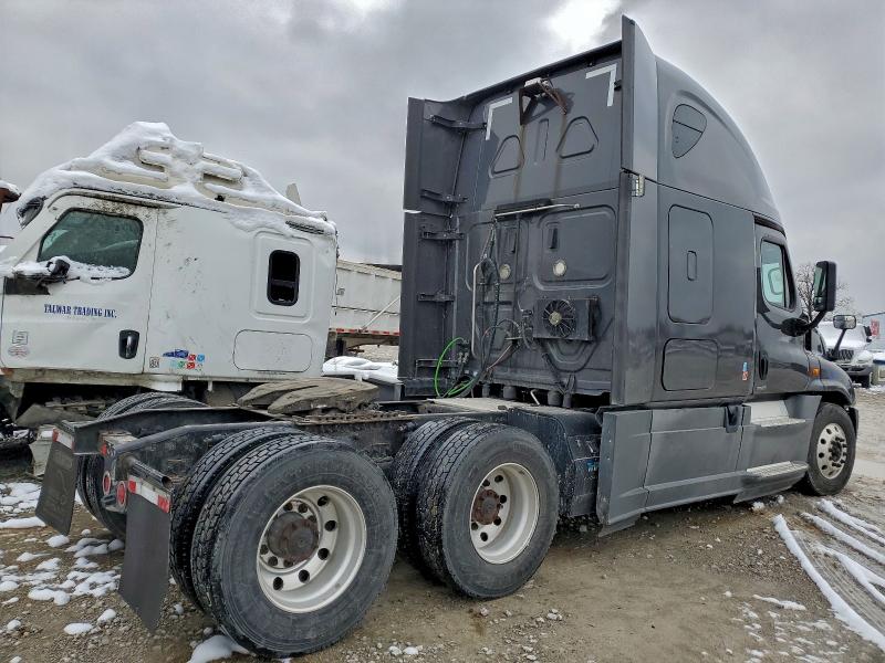 2018 FREIGHTLINER CASCADIA 1 #3308298183