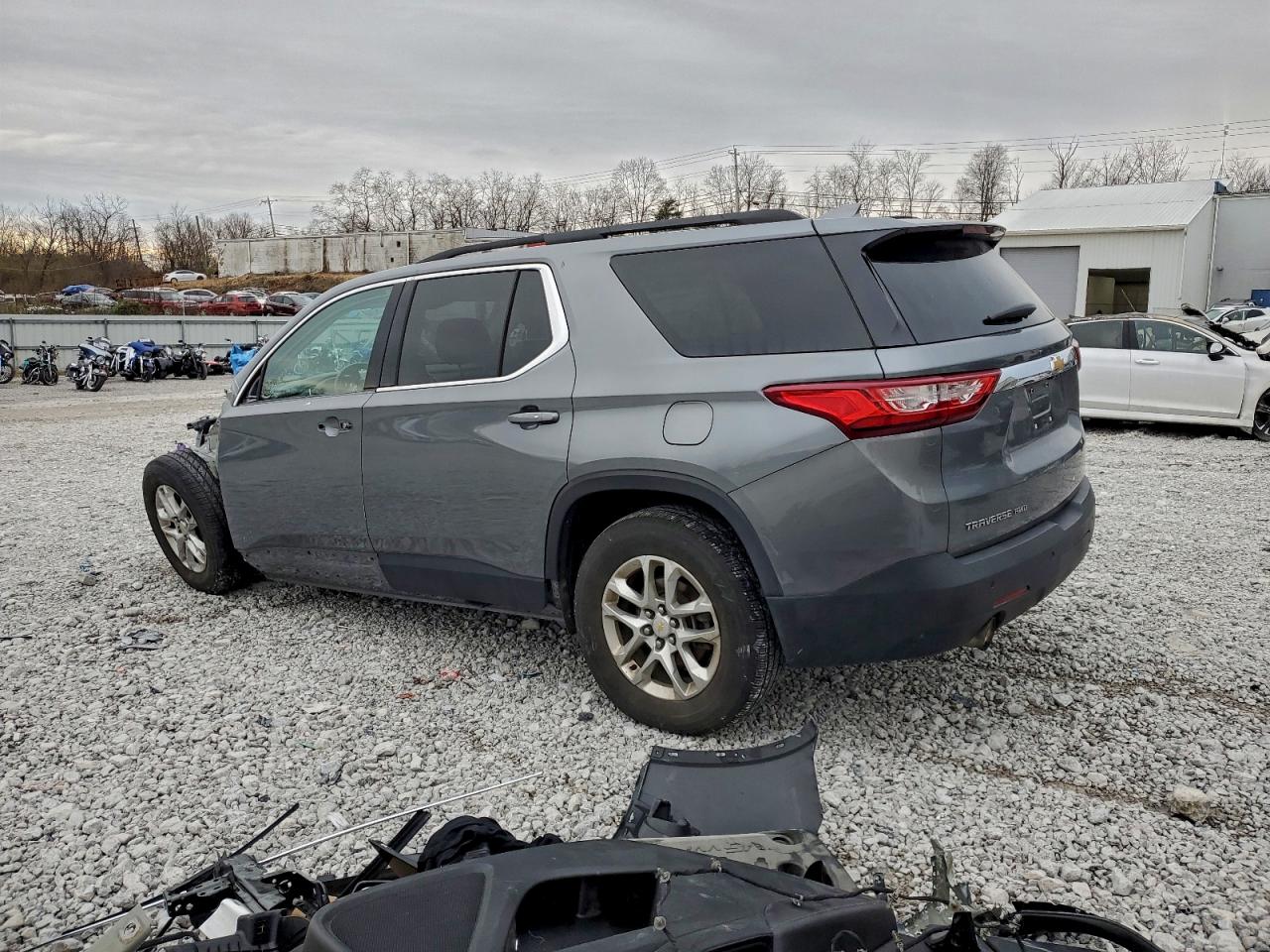 CHEVROLET TRAVERSE LT