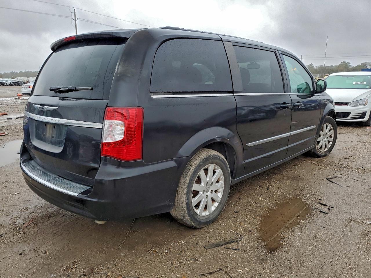 CHRYSLER TOWN & COUNTRY TOURING