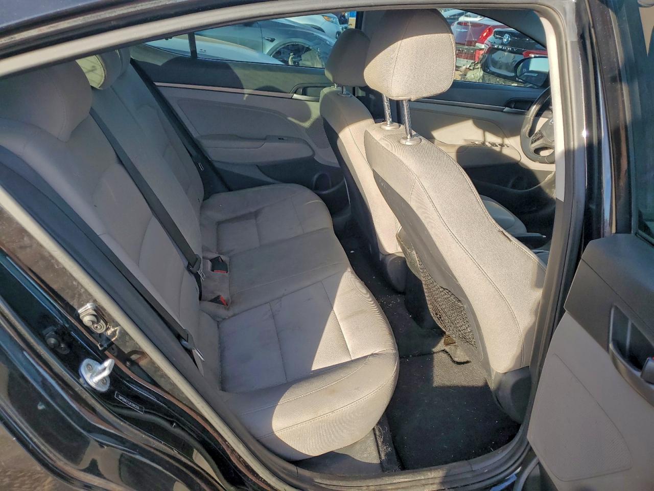 Lot #3302013084 2018 HYUNDAI ELANTRA SE