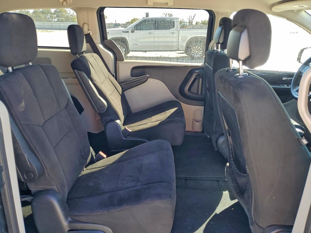 DODGE GRAND CARAVAN MAINSTREET