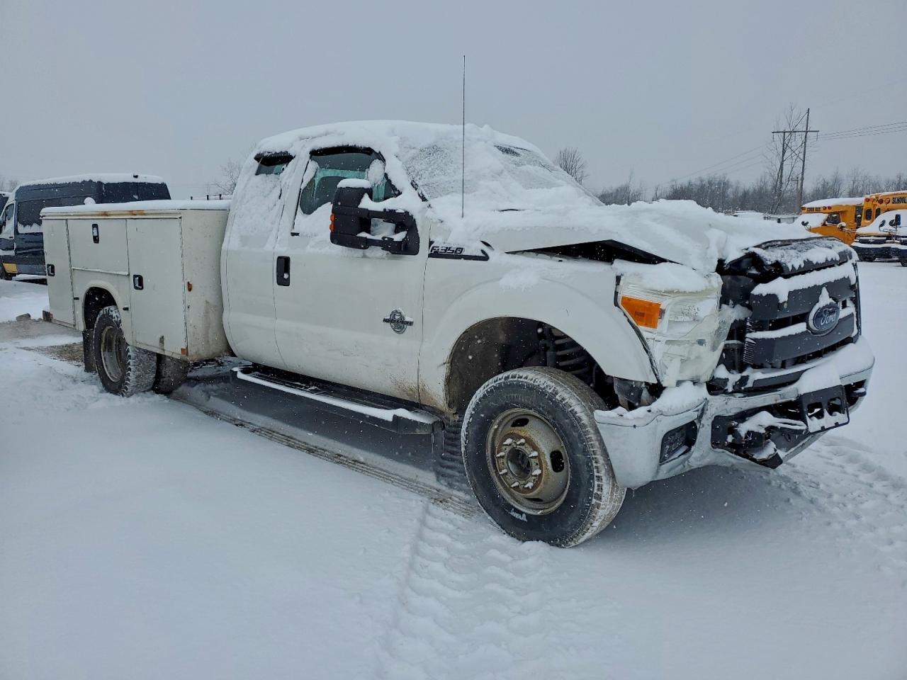 FORD F-350 SUPER DUTY