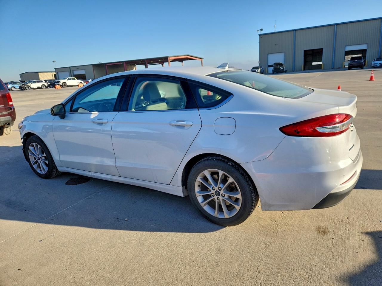 FORD FUSION SE