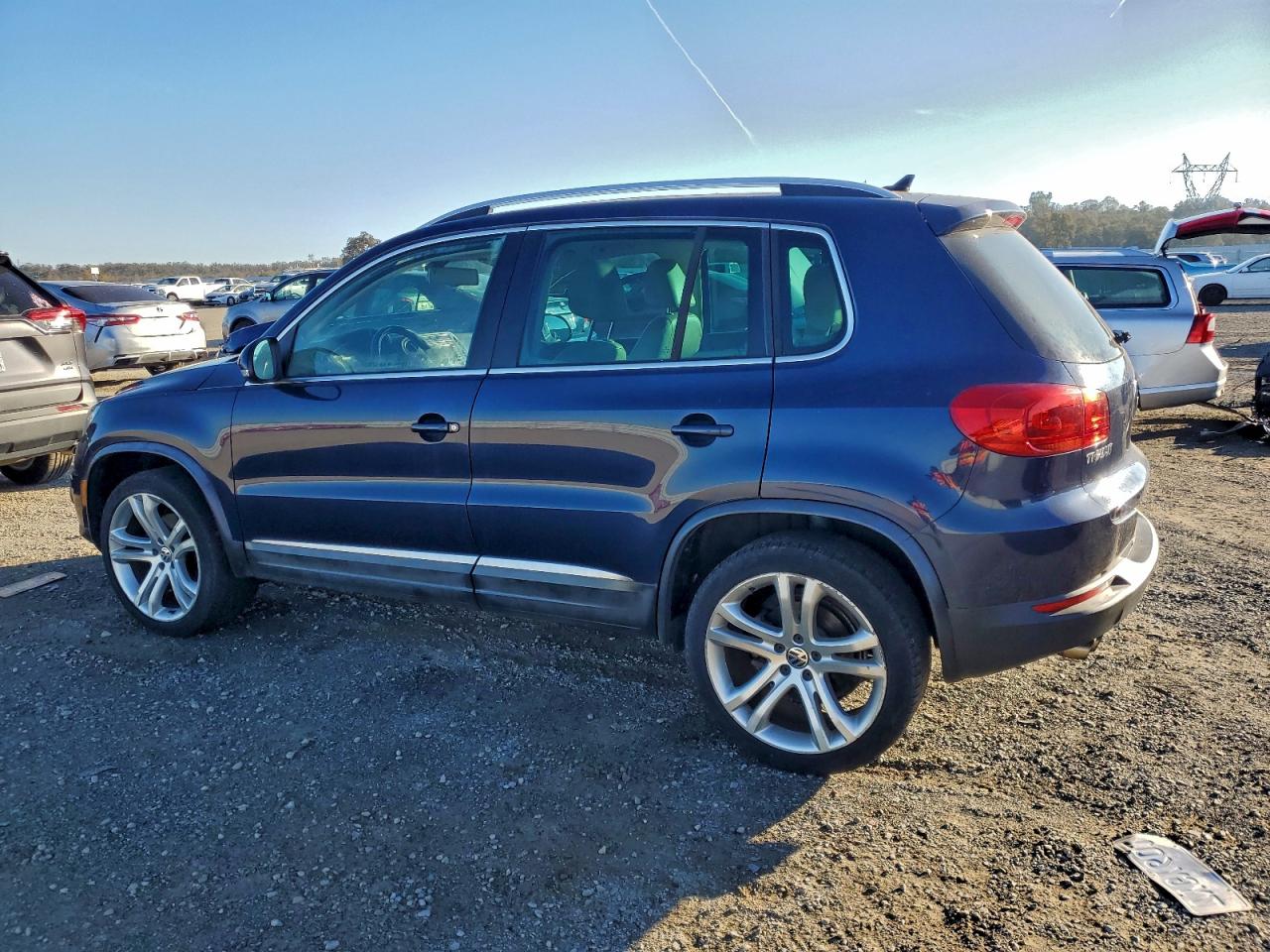 VOLKSWAGEN TIGUAN S