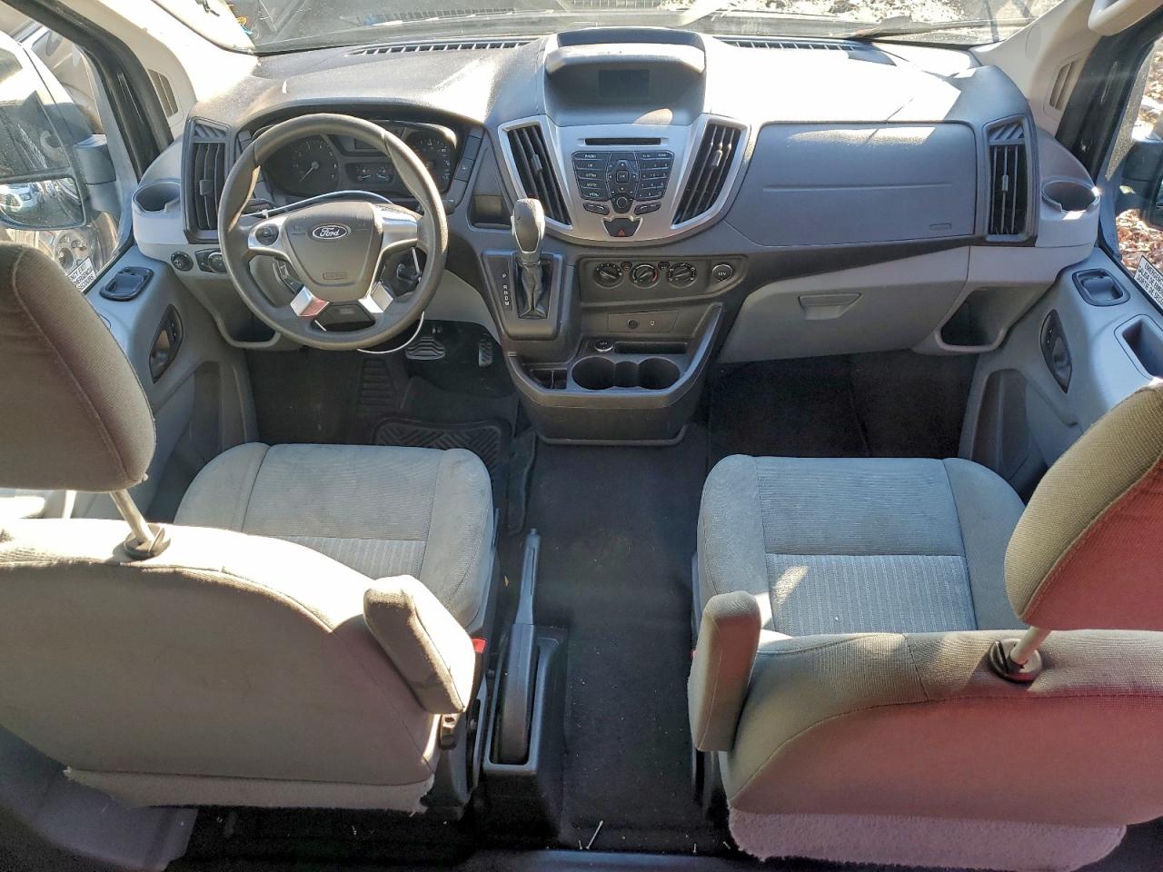 FORD TRANSIT T-350 HD