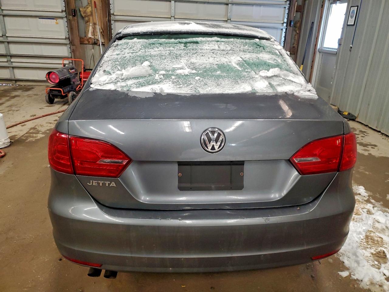 VOLKSWAGEN JETTA BASE