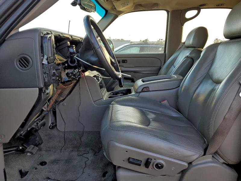 2004 GMC YUKON #3304714950