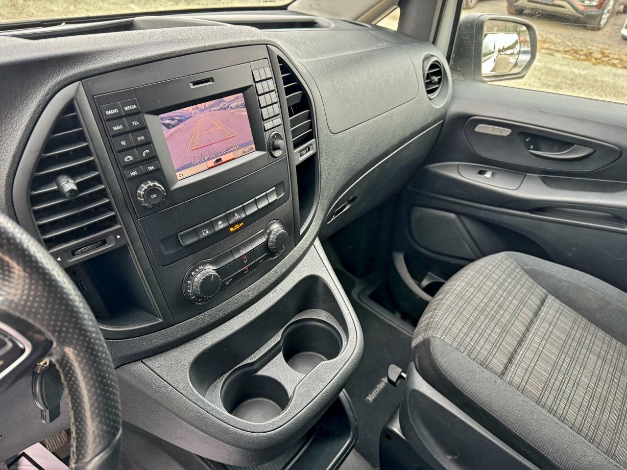 MERCEDES-BENZ METRIS