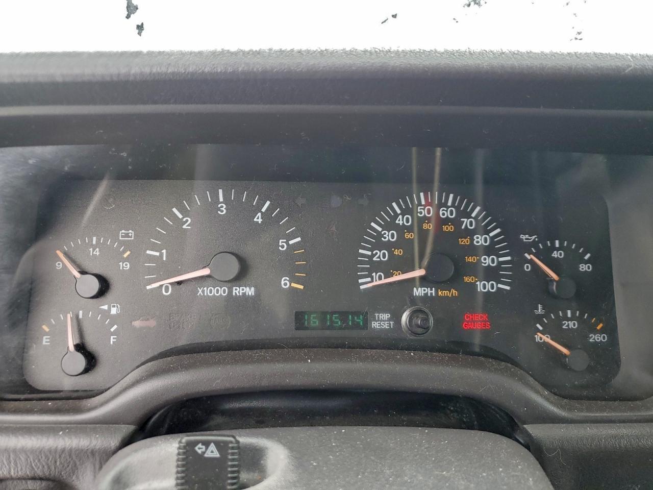 Lot #3310329967 2001 JEEP CHEROKEE