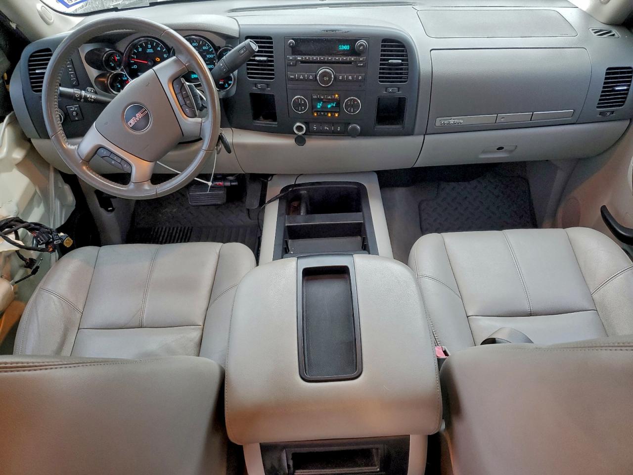 GMC SIERRA C1500 SLE