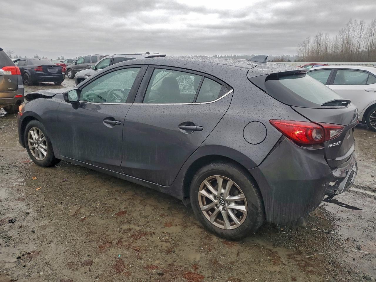 MAZDA 3 GRAND TOURING