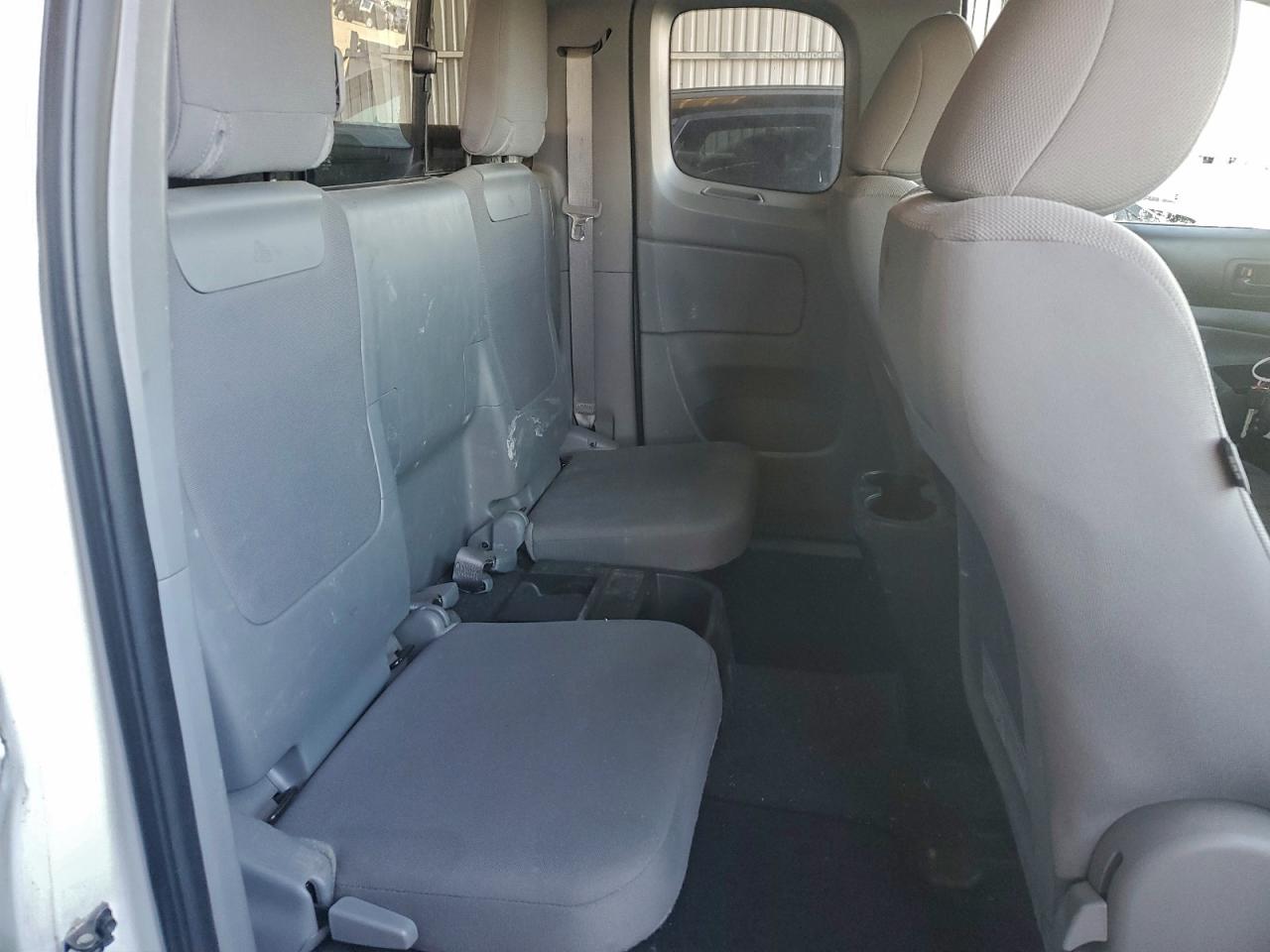 TOYOTA TACOMA PRERUNNER ACCESS CAB