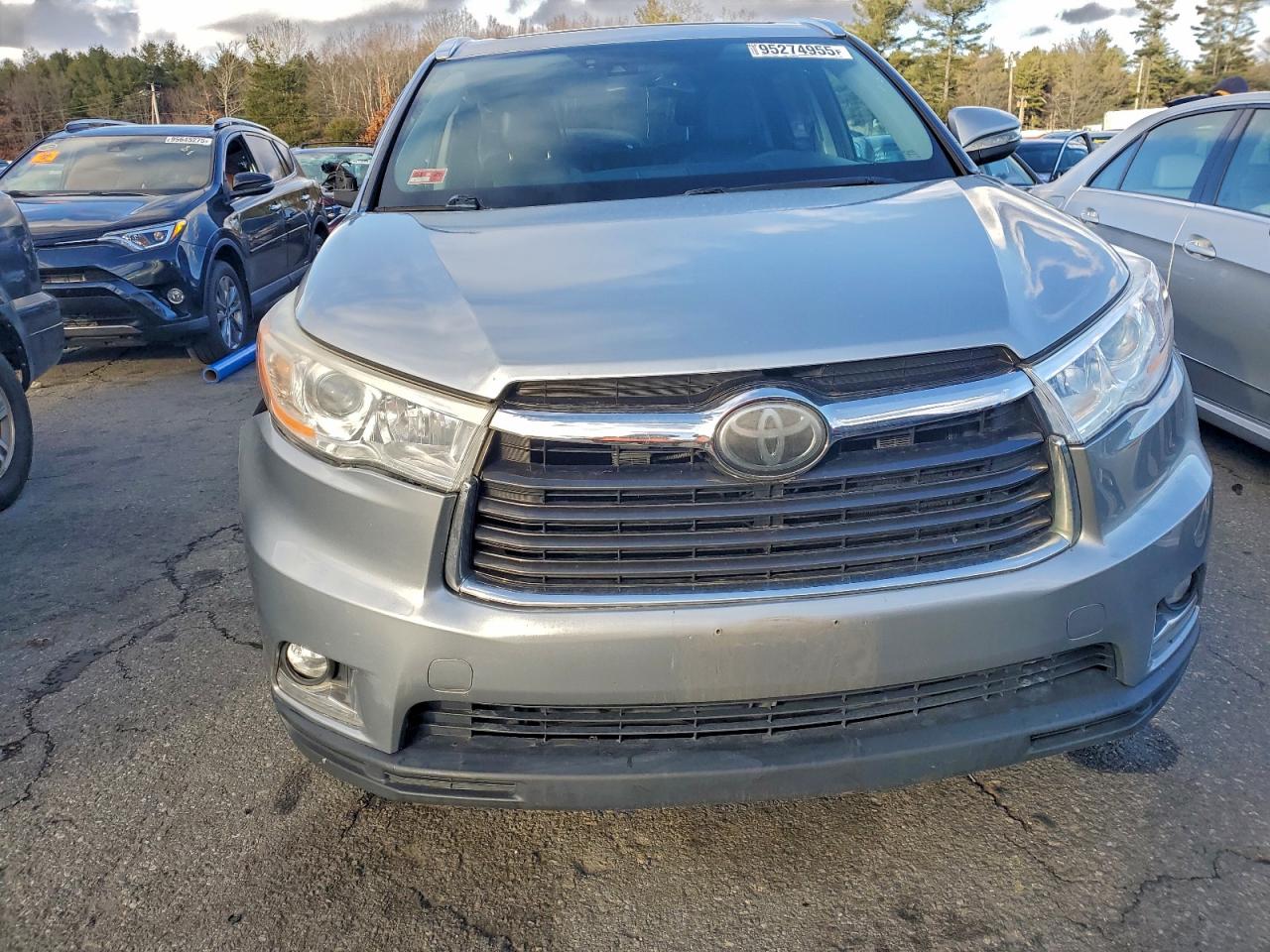 TOYOTA HIGHLANDER LIMITED