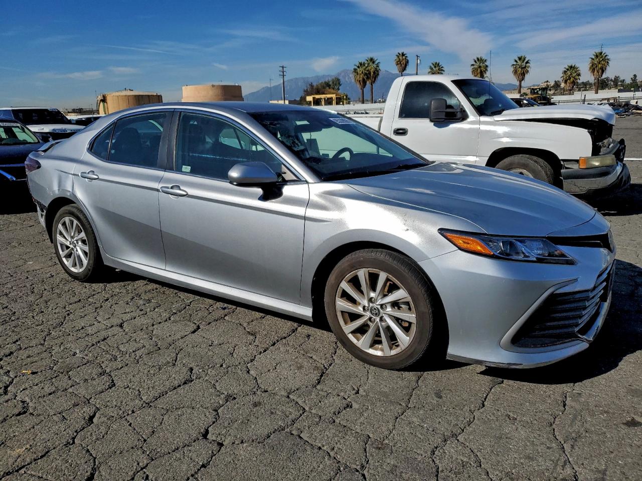 Lot #3311604326 2023 TOYOTA CAMRY LE