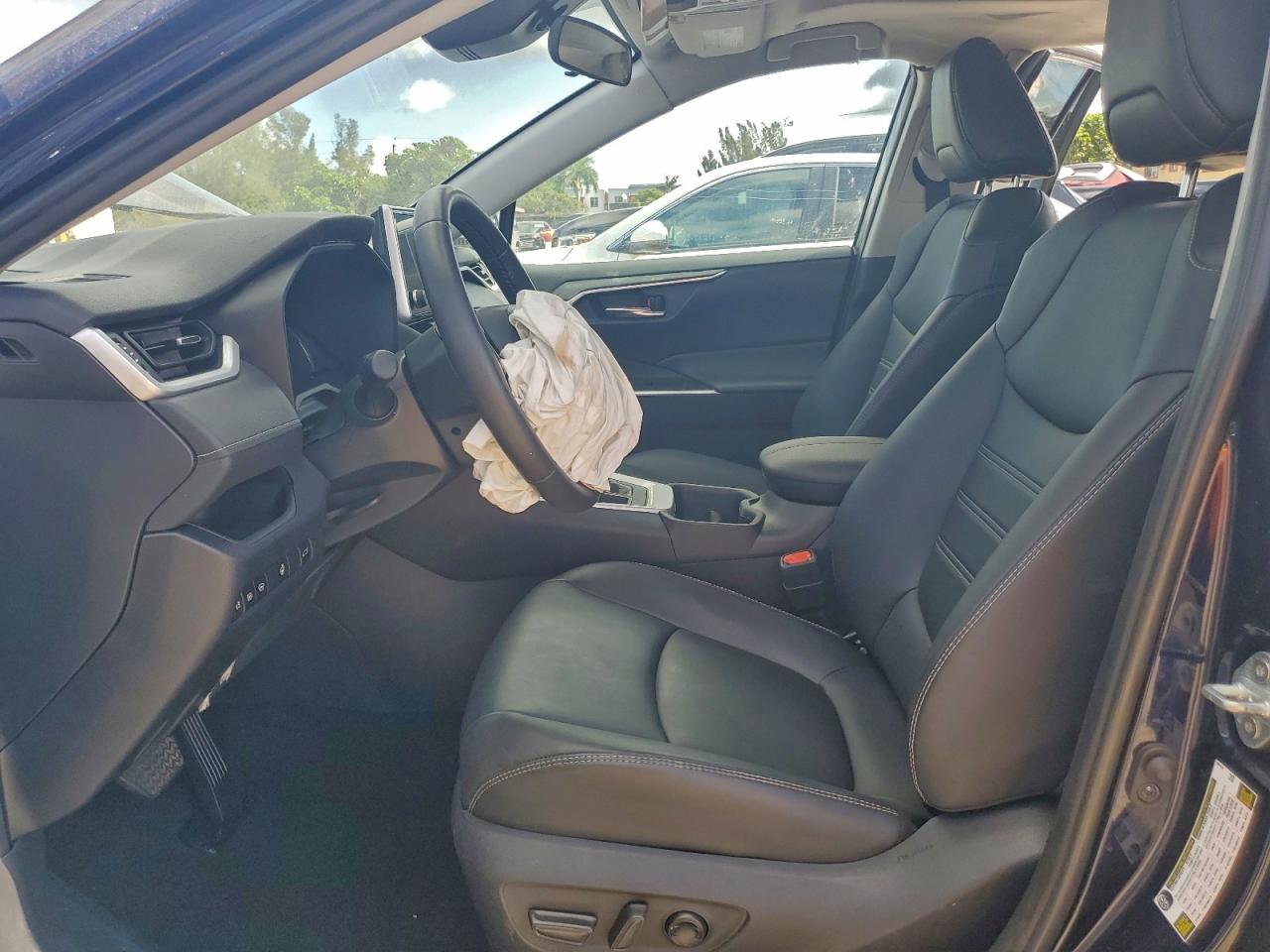 Lot #3309195620 2024 TOYOTA RAV4 XLE P