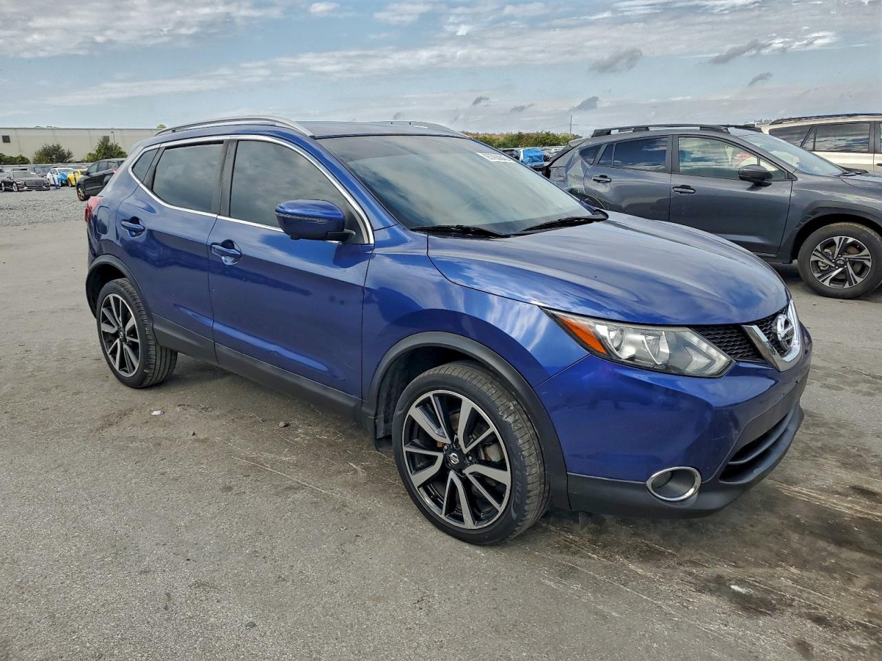 Lot #3310343995 2017 NISSAN ROGUE SPOR