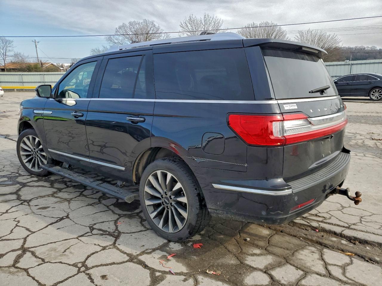 LINCOLN NAVIGATOR RESERVE
