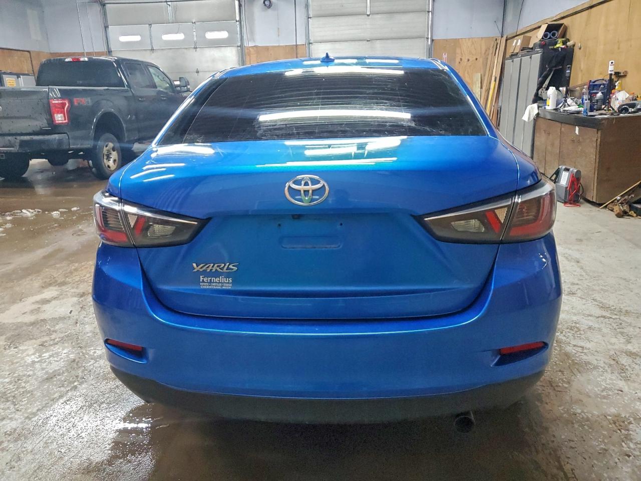 Lot #3318966971 2019 TOYOTA YARIS L