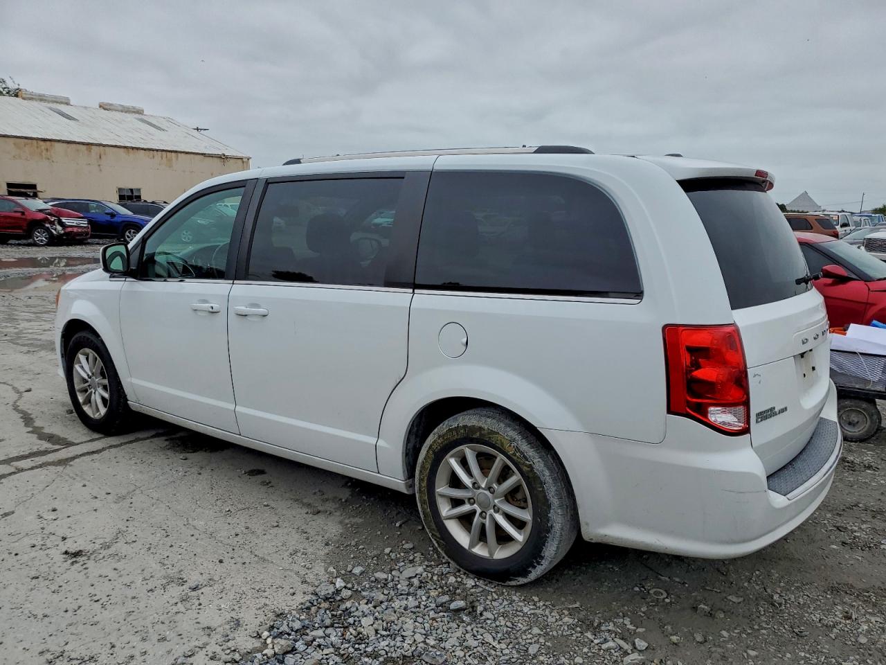 Lot #3317921919 2019 DODGE GRAND CARA