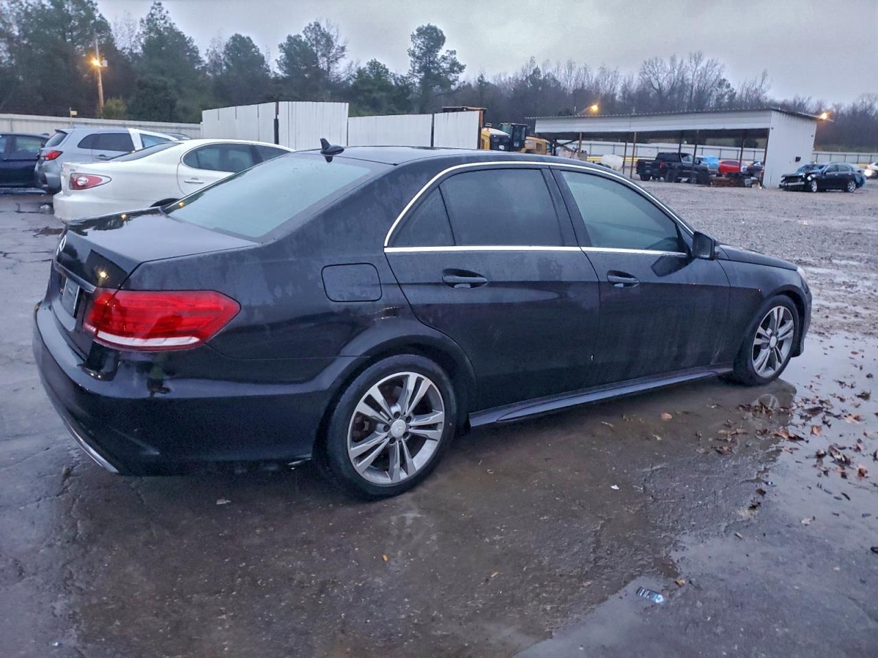 MERCEDES-BENZ E-CLASS 350