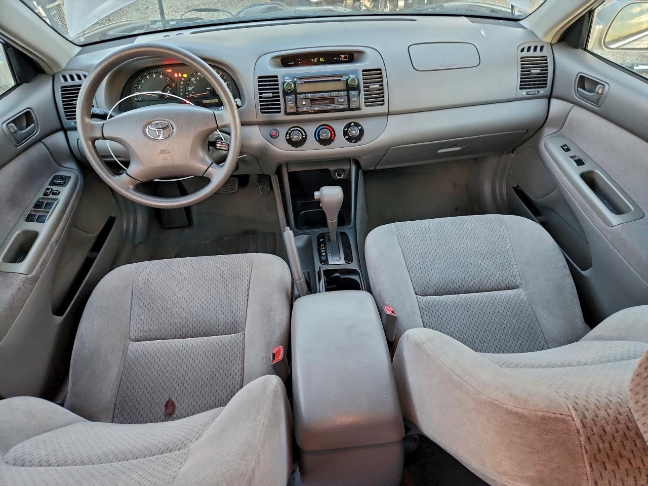 Lot #3318017487 2004 TOYOTA CAMRY LE