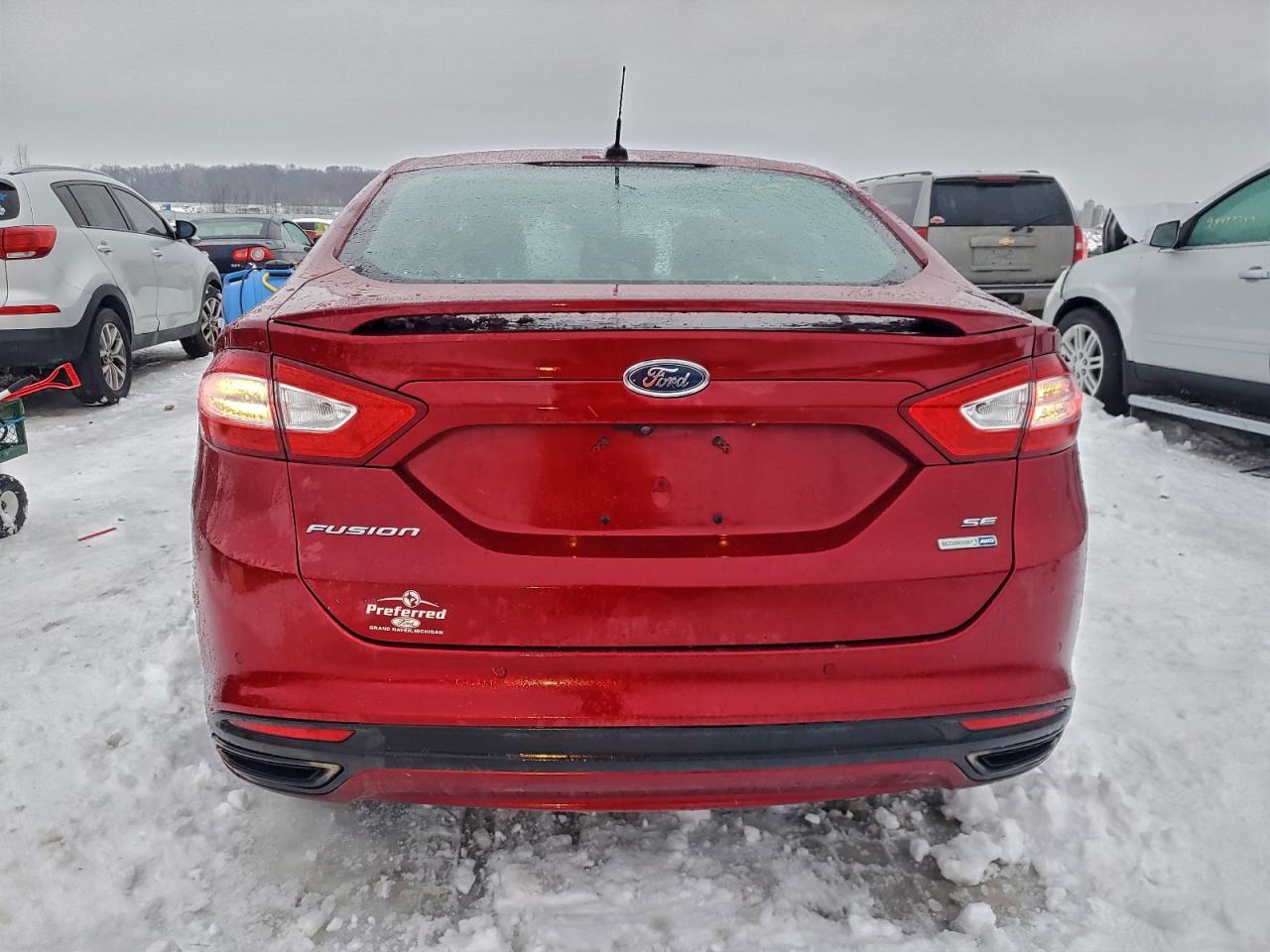 FORD FUSION SE
