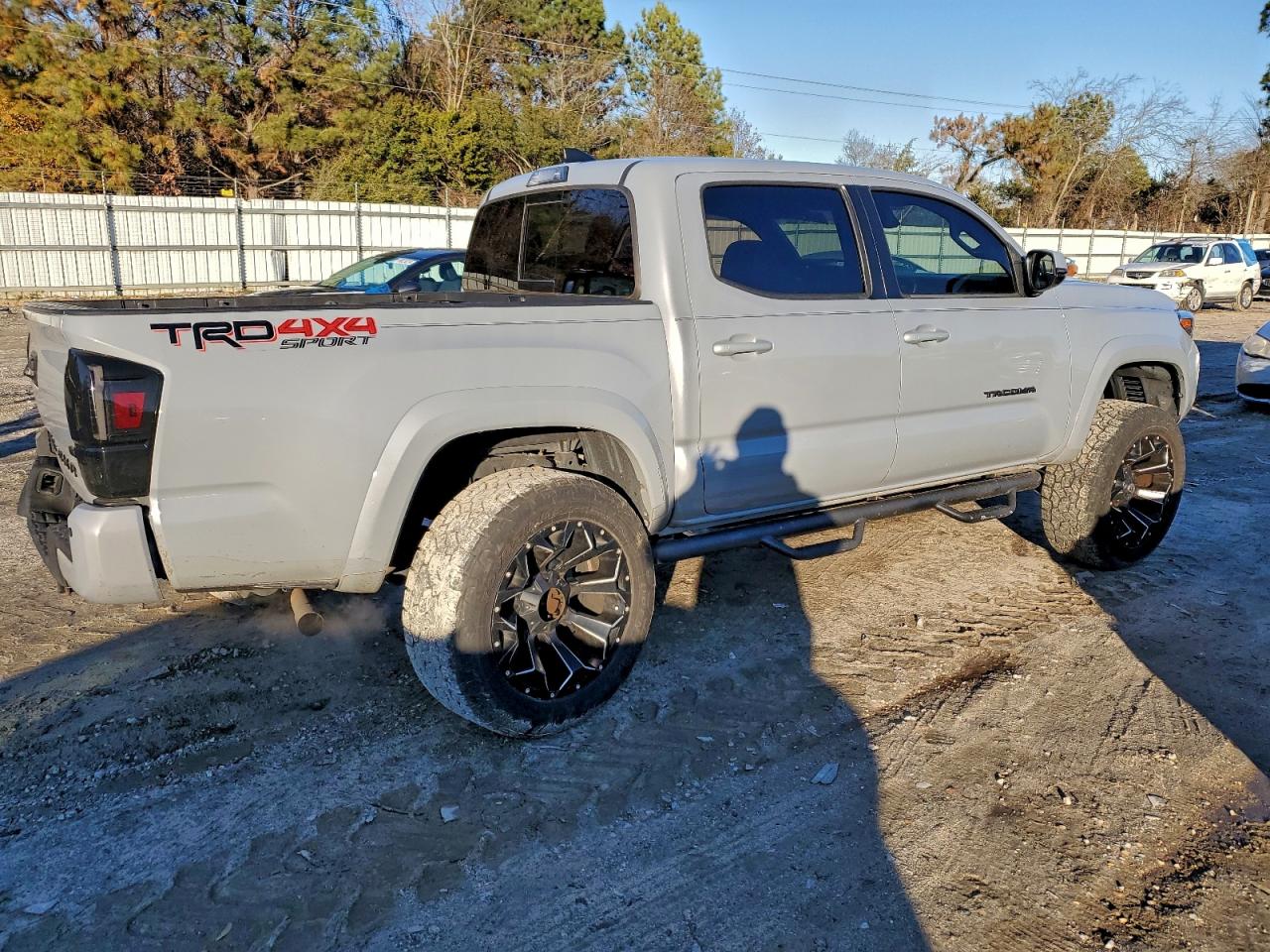 TOYOTA TACOMA DOUBLE CAB