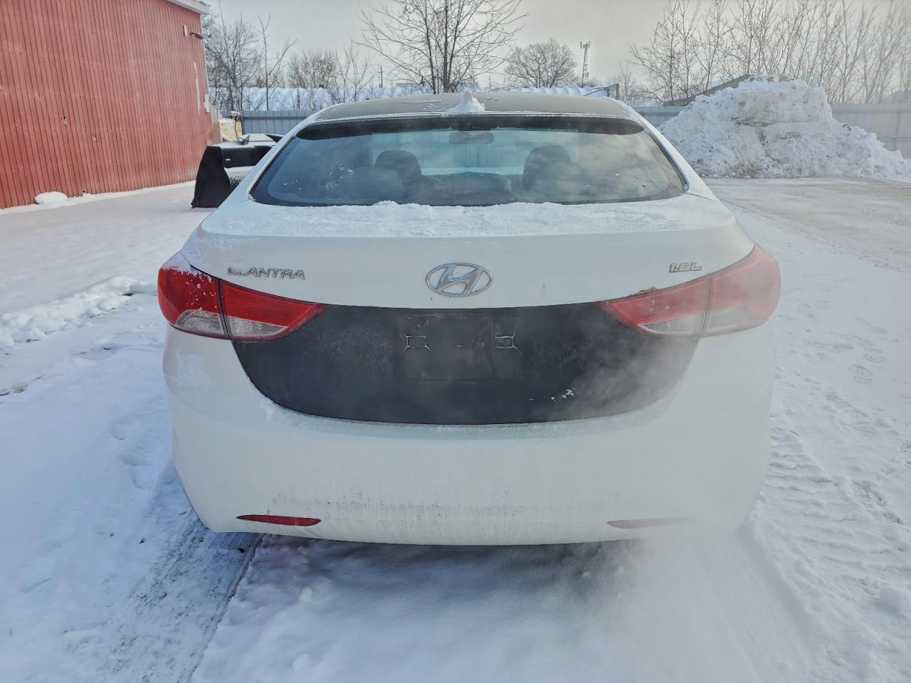 HYUNDAI ELANTRA GLS