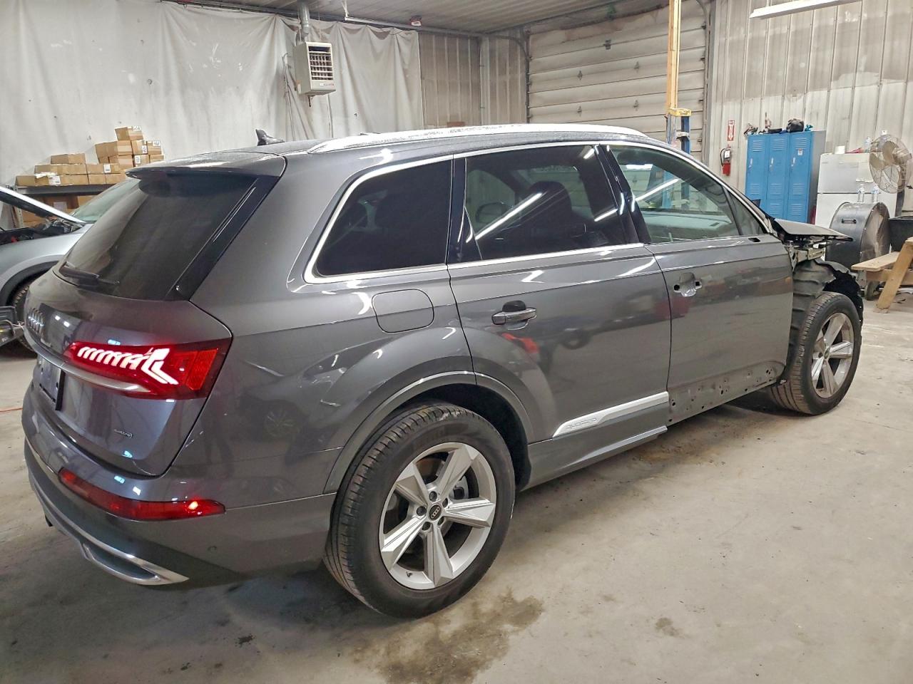 AUDI Q7 PREMIUM PLUS