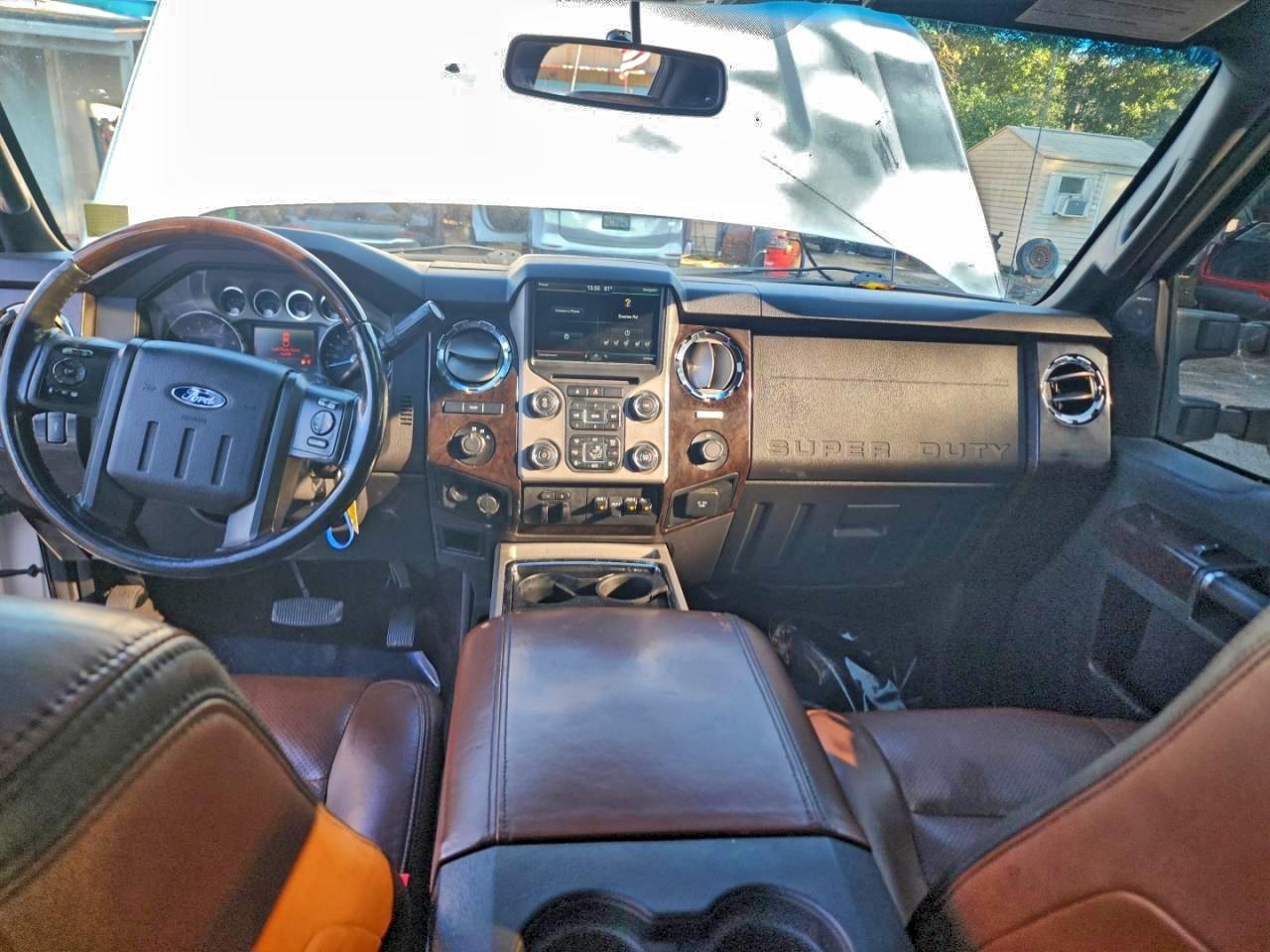 FORD F-350 SUPER DUTY