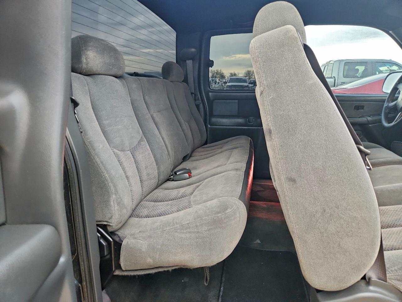 Lot #3309709841 2003 CHEVROLET SILVRDO LS