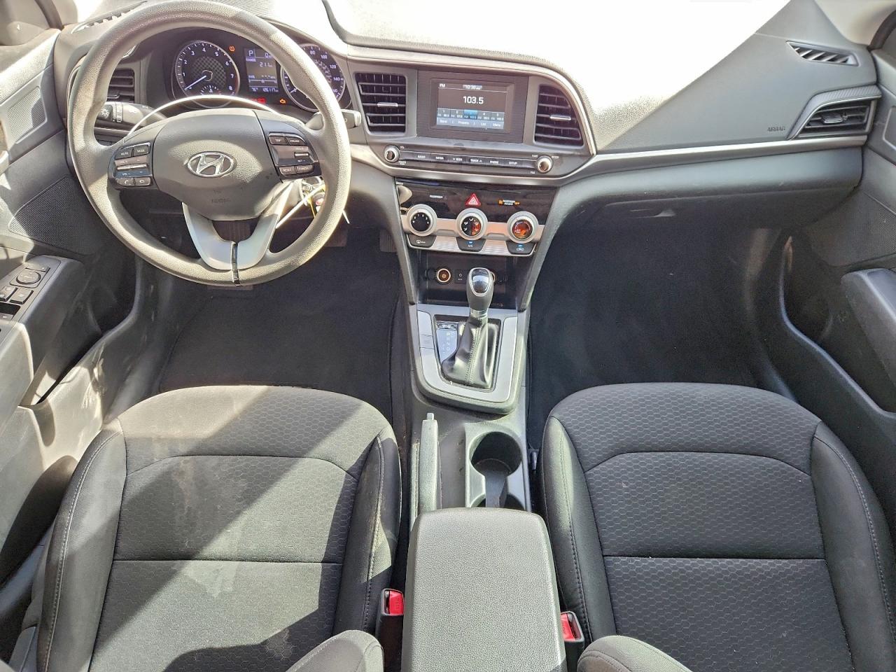 Lot #3320026477 2019 HYUNDAI ELANTRA SE