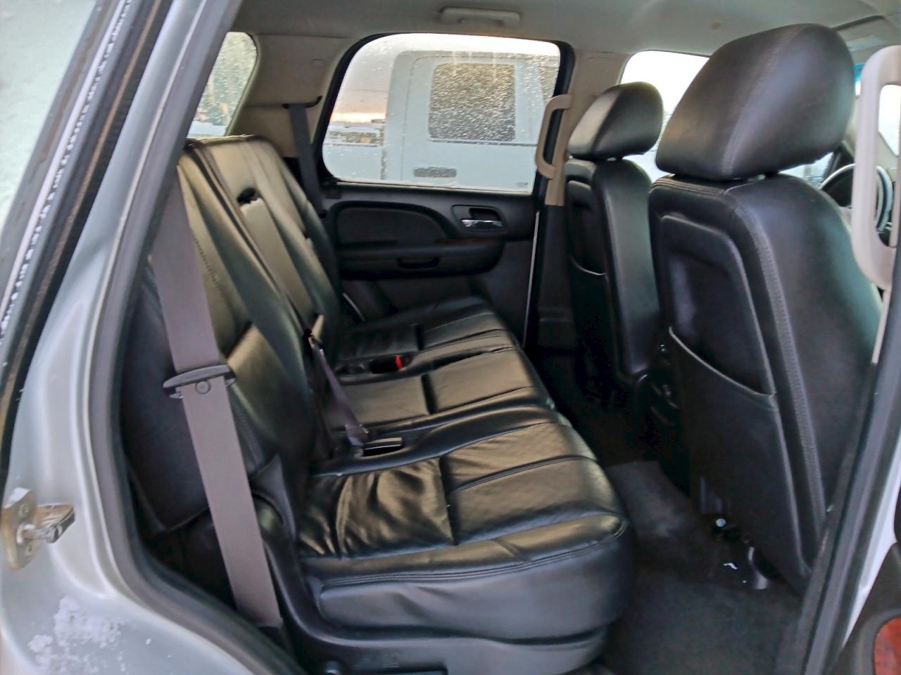 CHEVROLET TAHOE K1500 LT