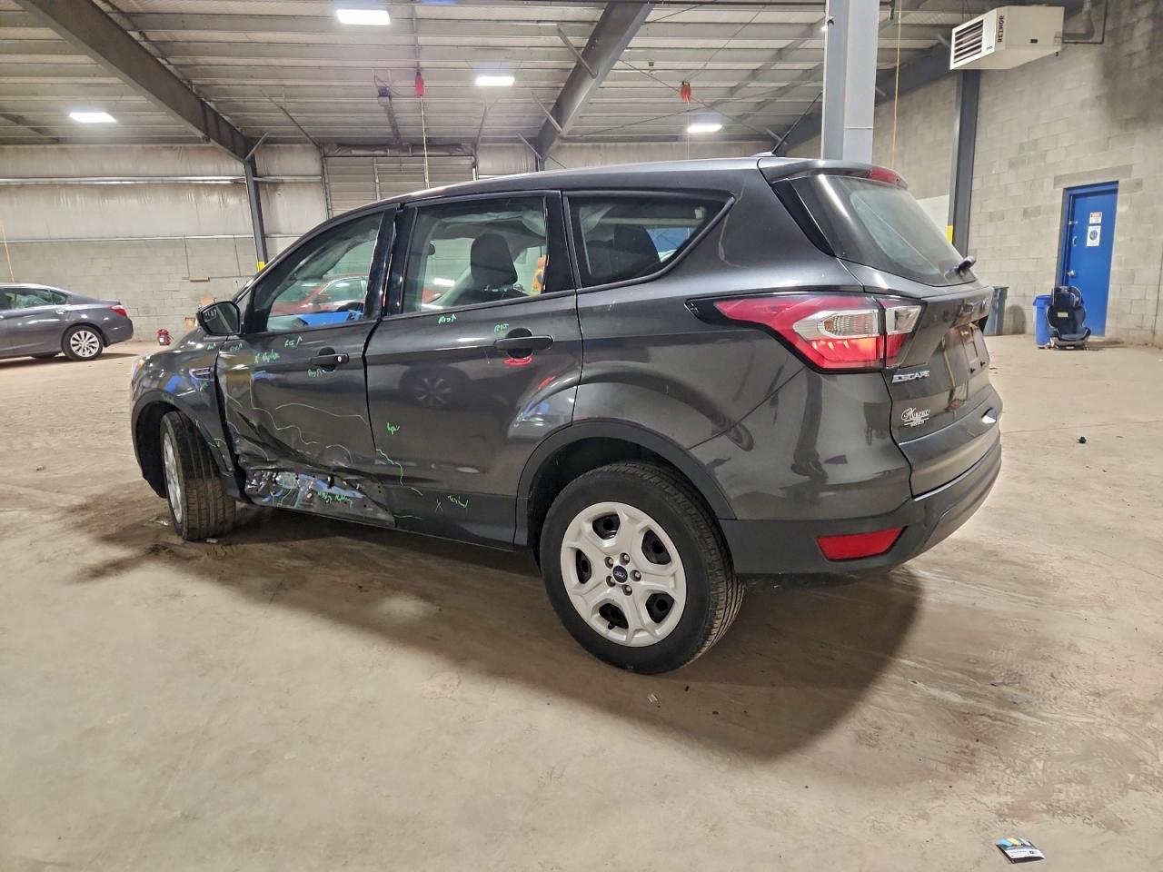 FORD ESCAPE S