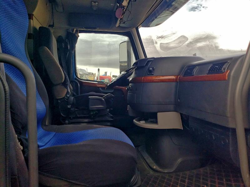 2010 VOLVO VNL #3310359958