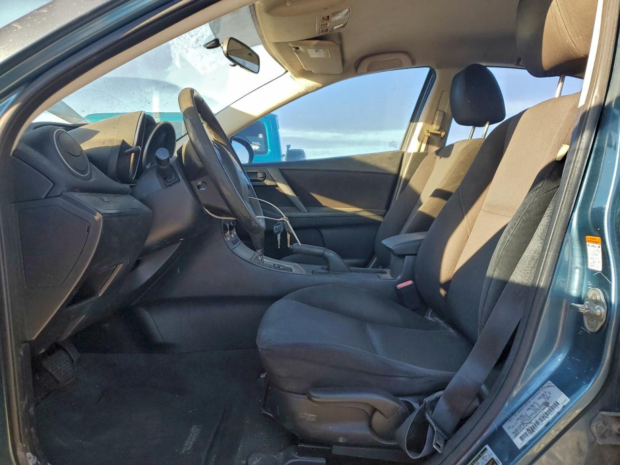 Lot #3312405118 2011 MAZDA 3 I