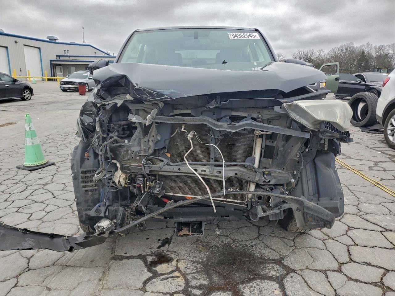 TOYOTA 4RUNNER SR5/SR5 PREMIUM