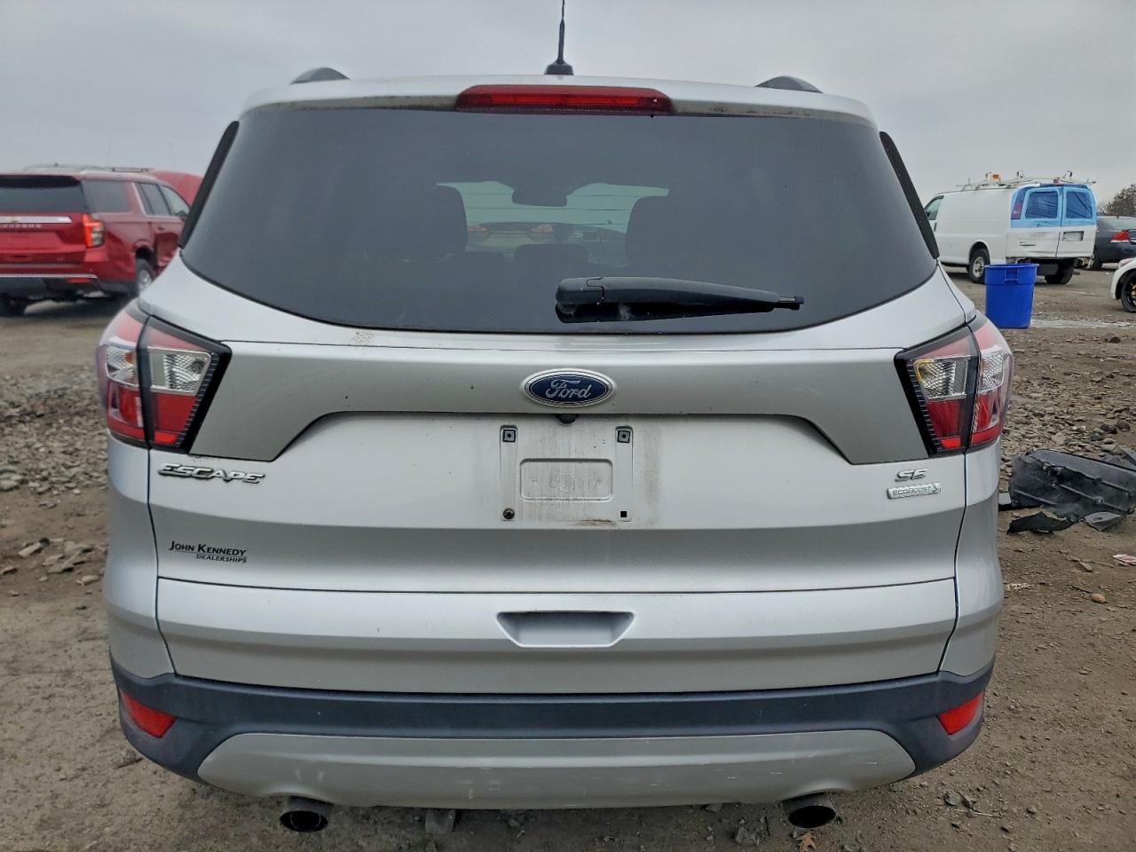 FORD ESCAPE SE