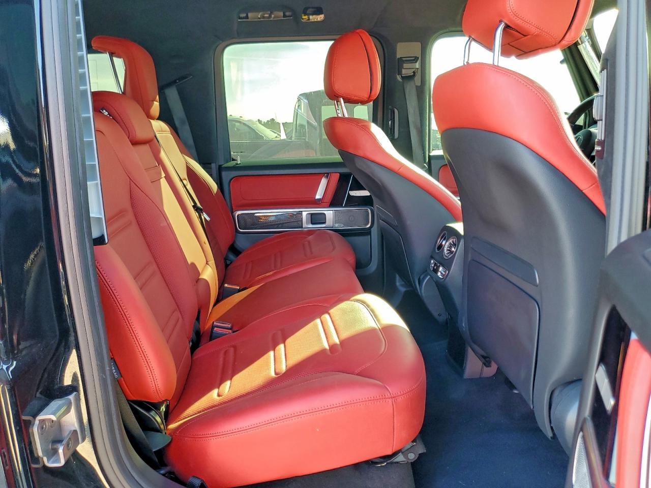 MERCEDES-BENZ G-CLASS 550