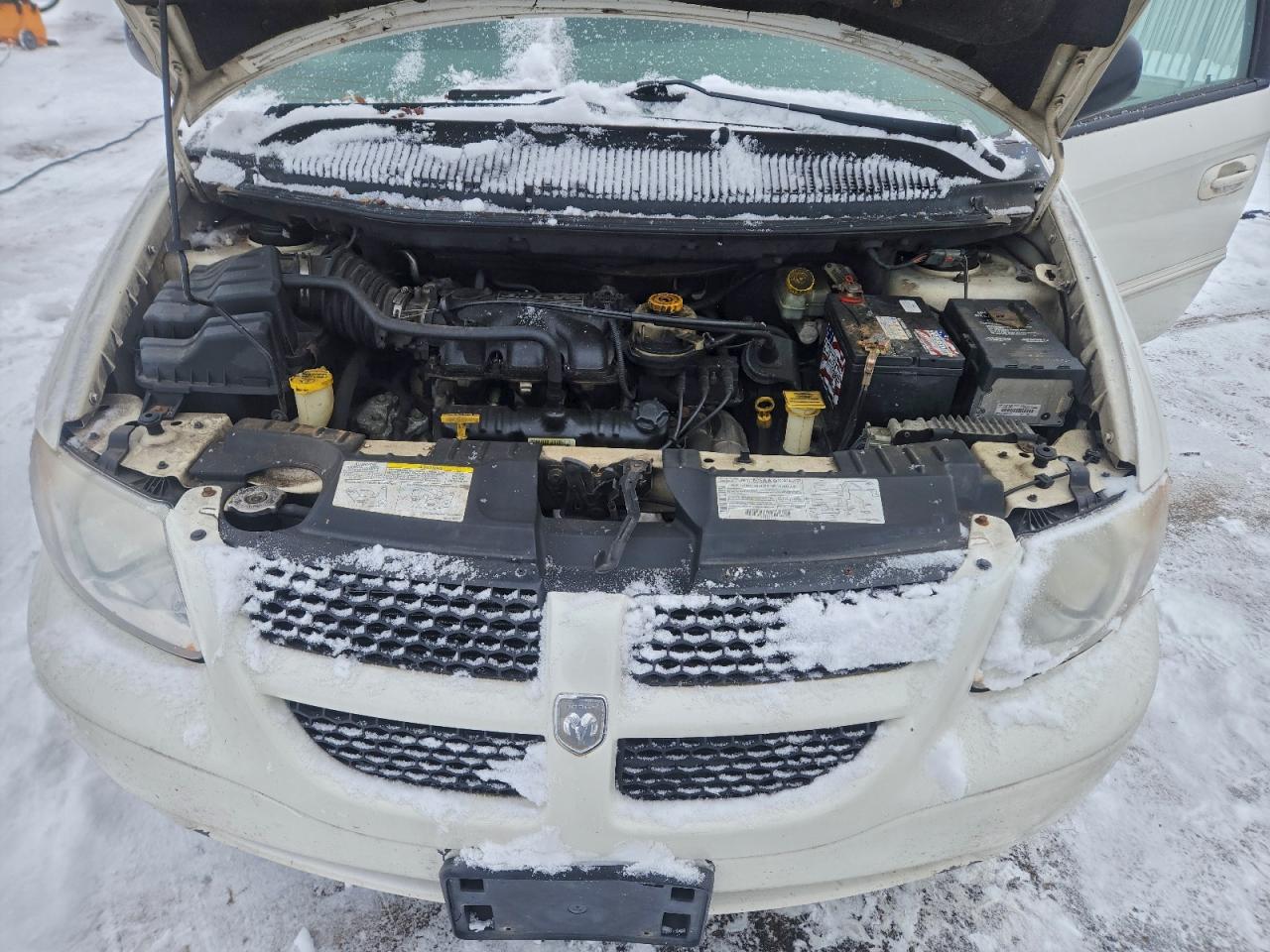 Lot #3301790343 2002 DODGE GRAND CARA