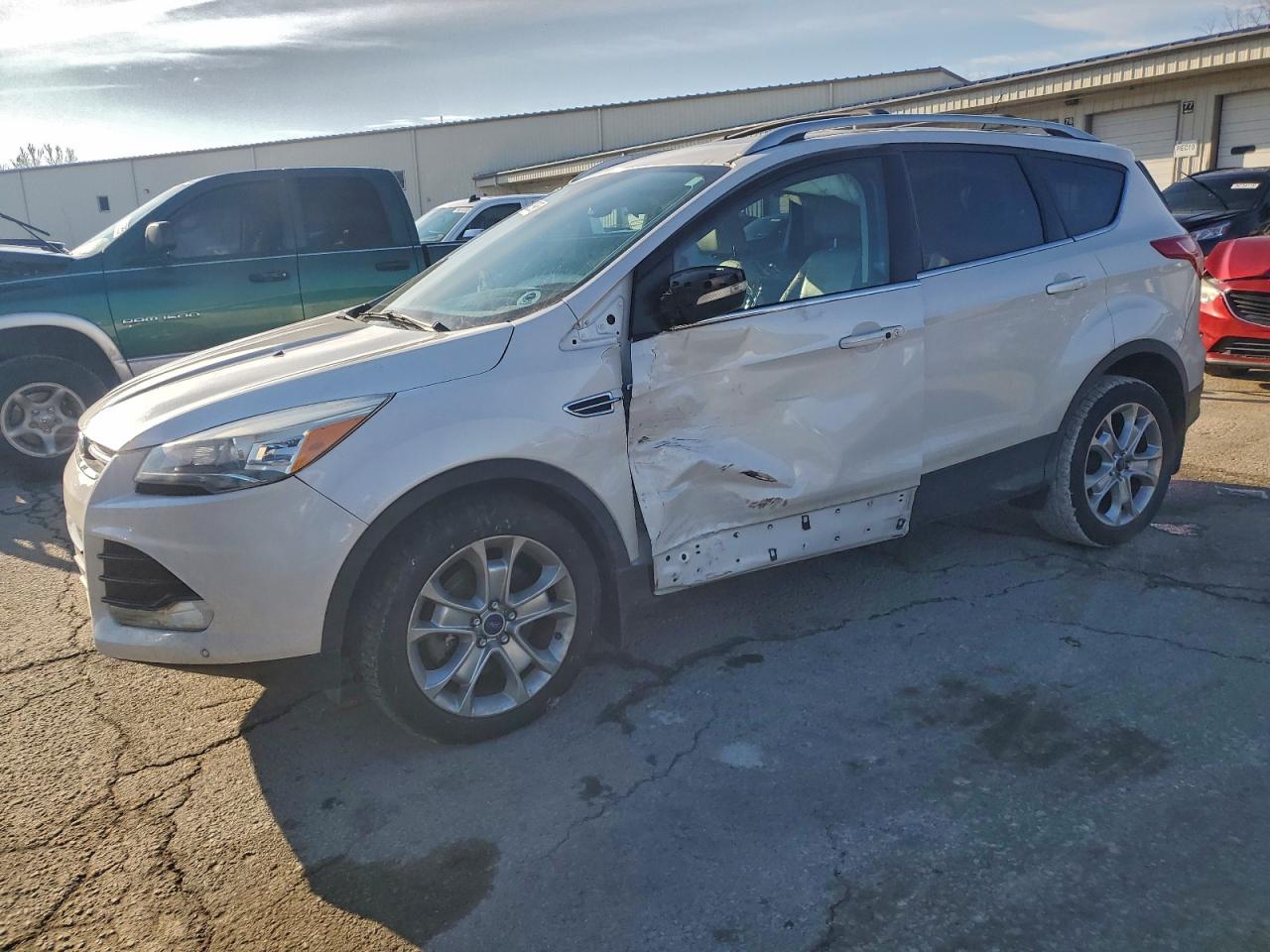 FORD ESCAPE TITANIUM