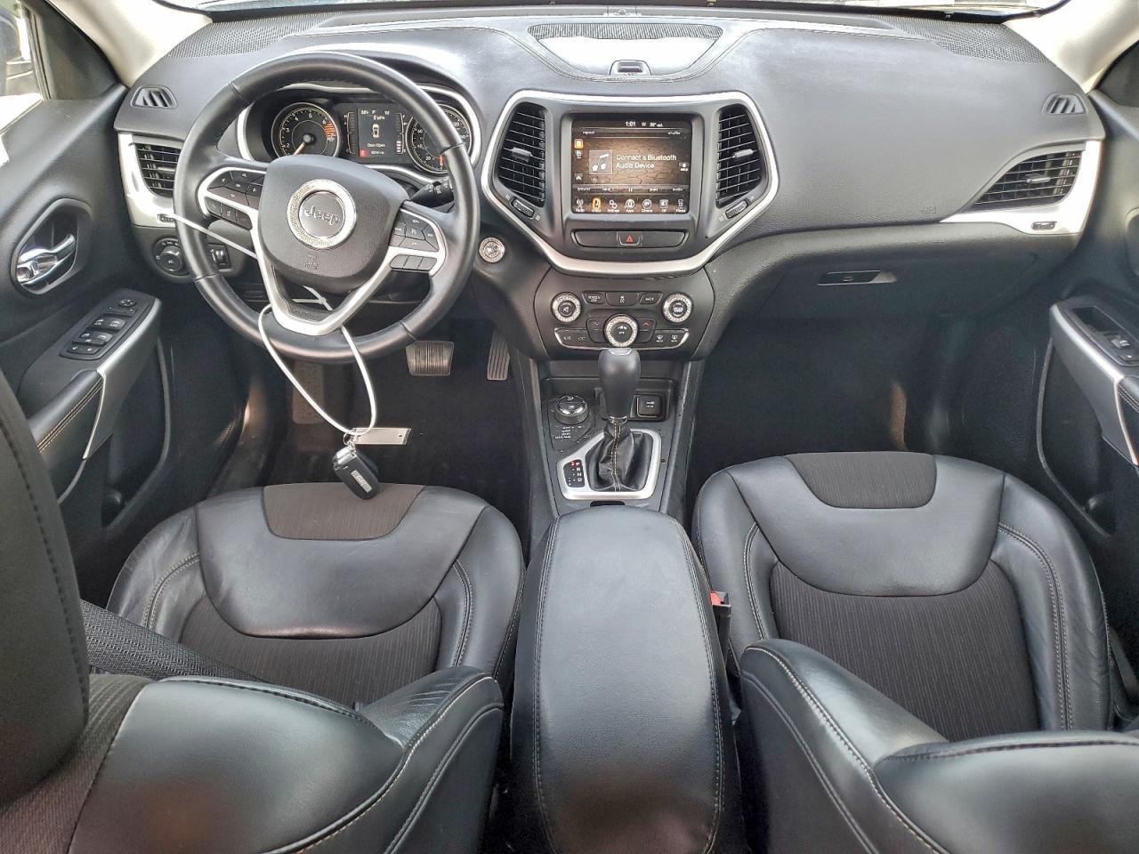 JEEP GRAND CHEROKEE LATITUDE PLUS