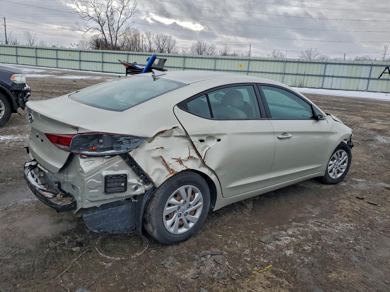 Lot #3305178020 2017 HYUNDAI ELANTRA SE